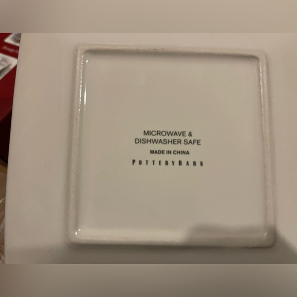Pottery Barn Nostalgic Winter Forrest Appetizer Plates - Set of 4 - NIB - Picture 6 of 10